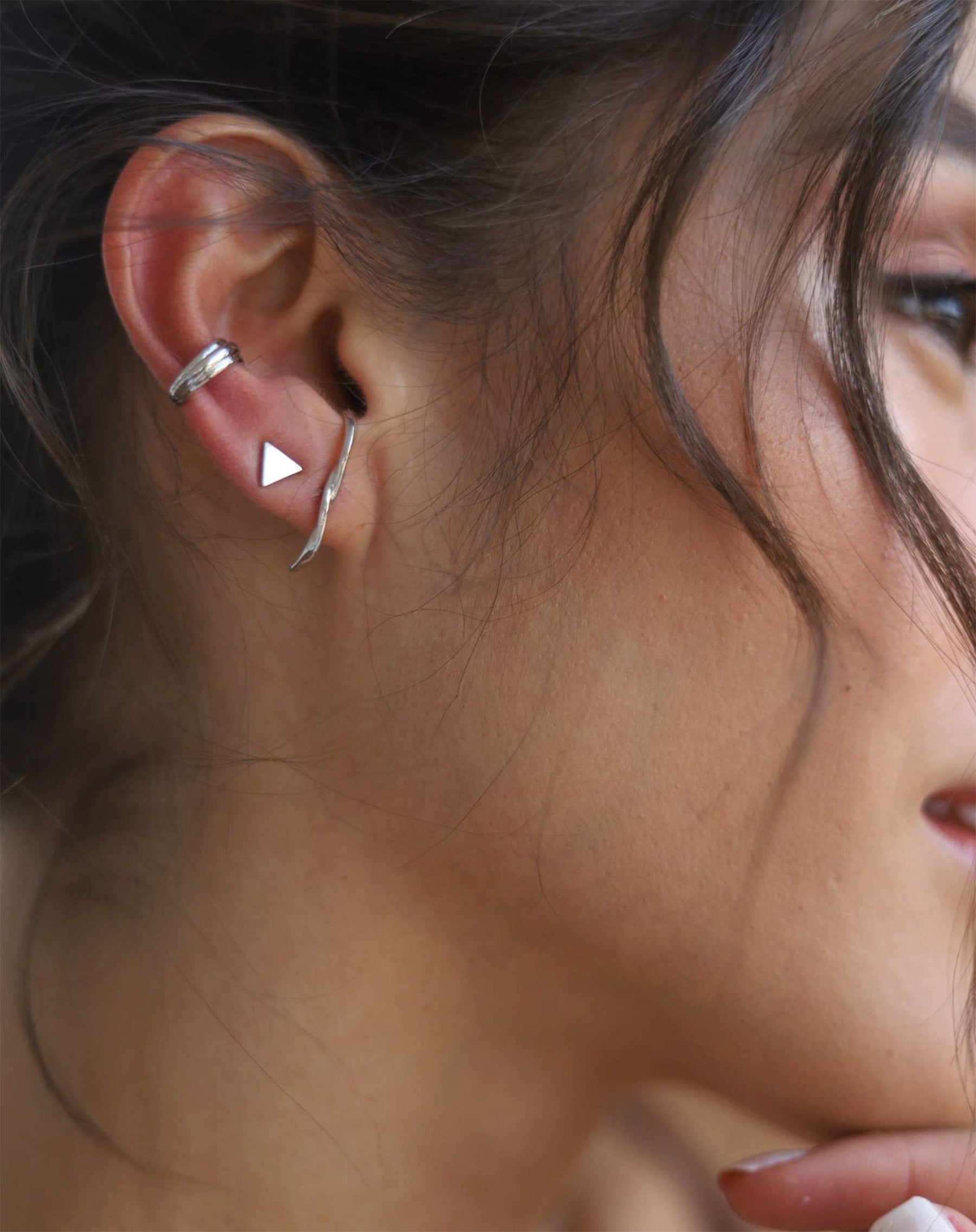 Ear Hook Torcido - Prata