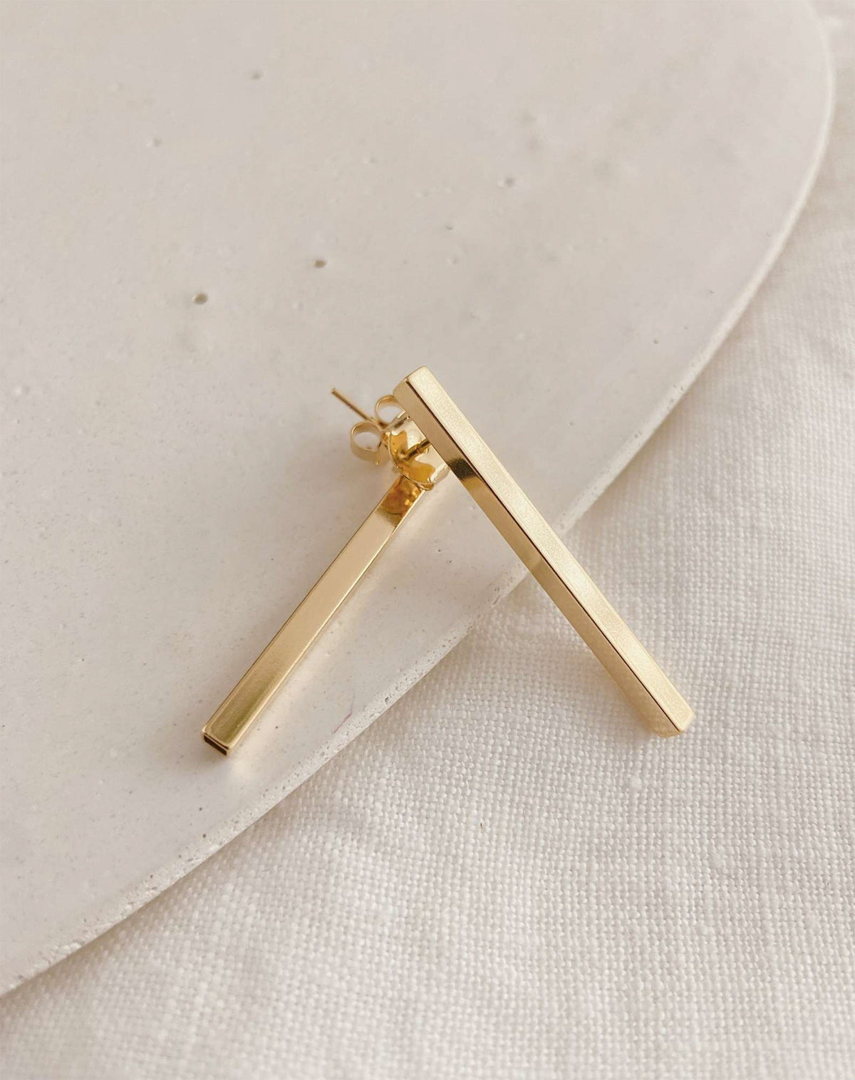 Brinco Ivy - Dourado