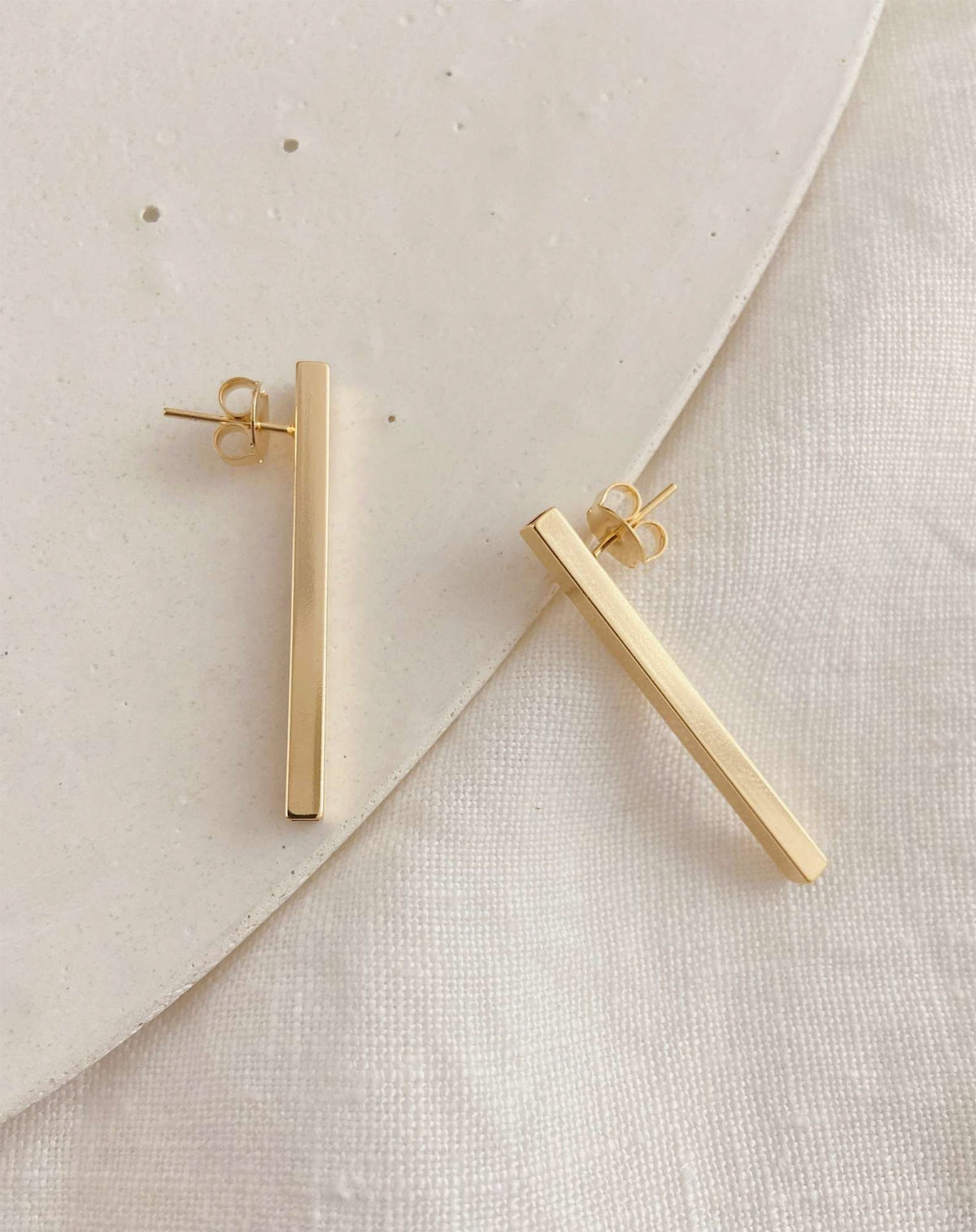 Brinco Ivy - Dourado